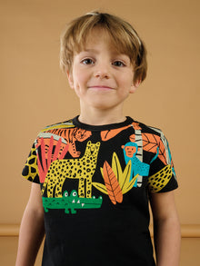  Jungle pattern t-shirt