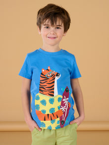  Blue t-shirt with tiger pattern