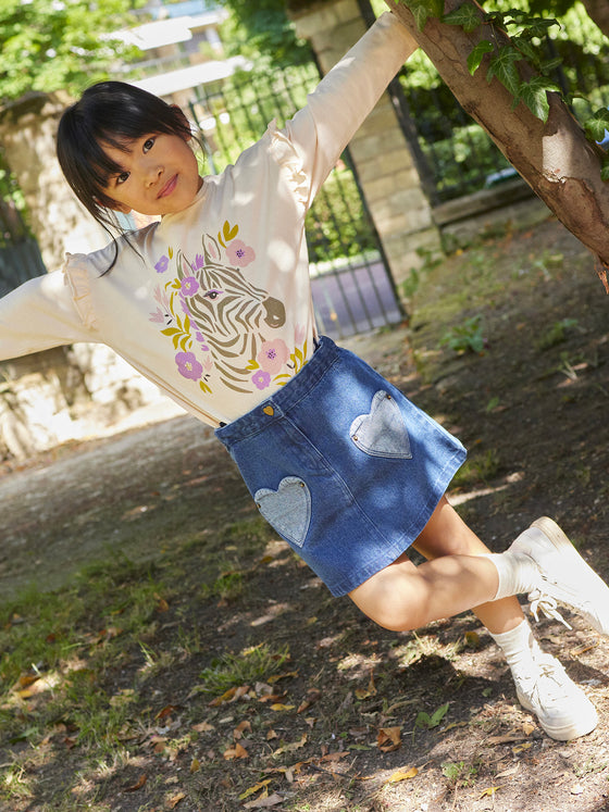 Pale pink t-shirt with glitter zebra