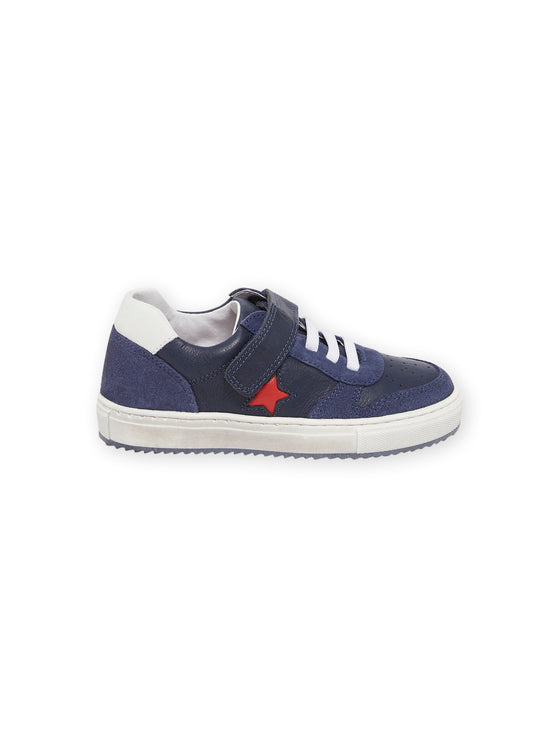 LEATHER SNEAKERS WITH RED STAR